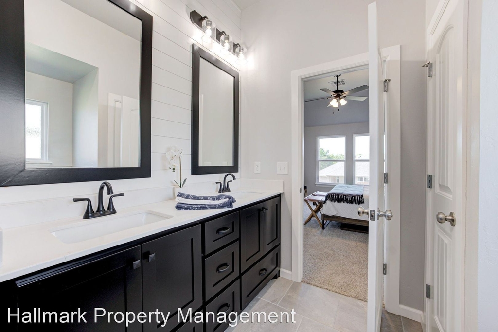 200 Juniper Circle - Photo 11