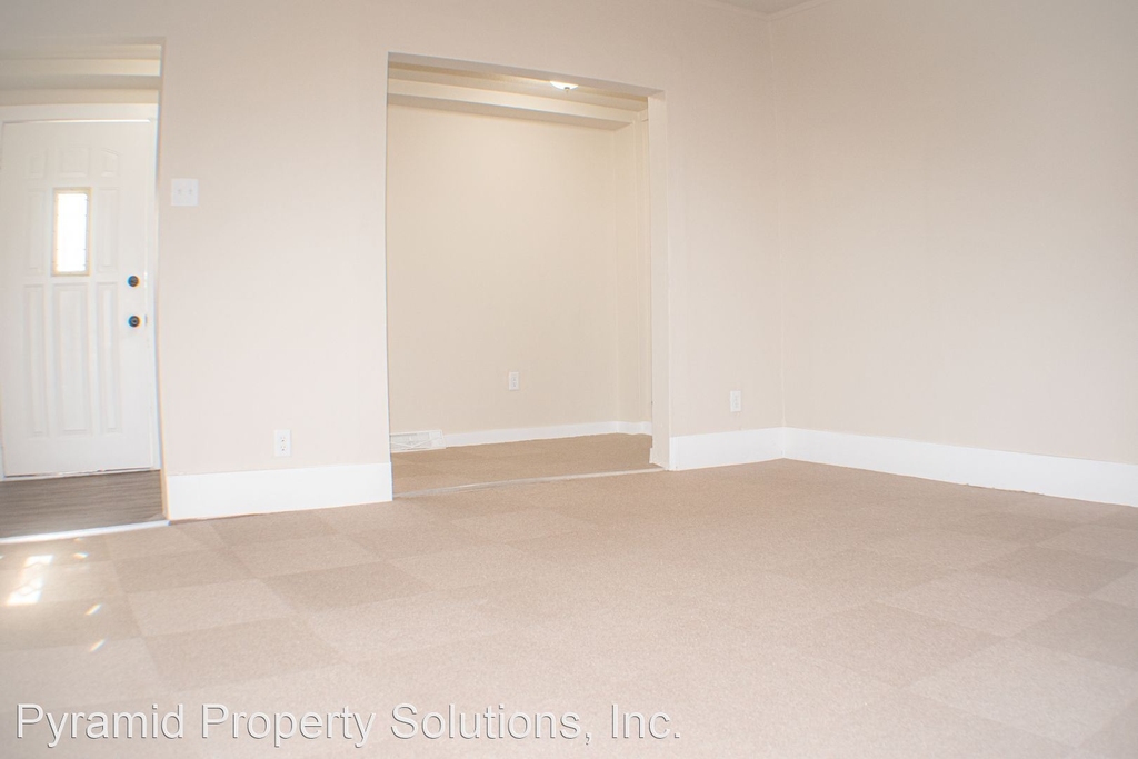 1540 Capitol Ave - Photo 6