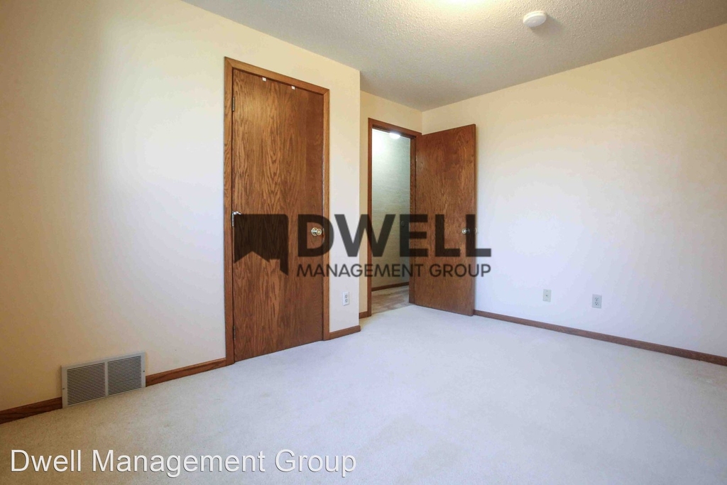 4528 15th Ave Nw - Photo 12