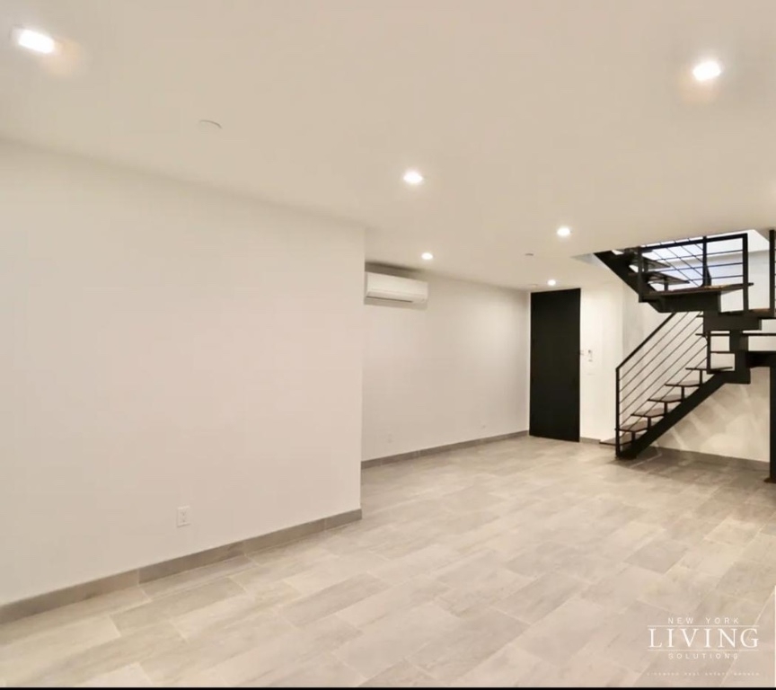 340 Irving Avenue - Photo 7