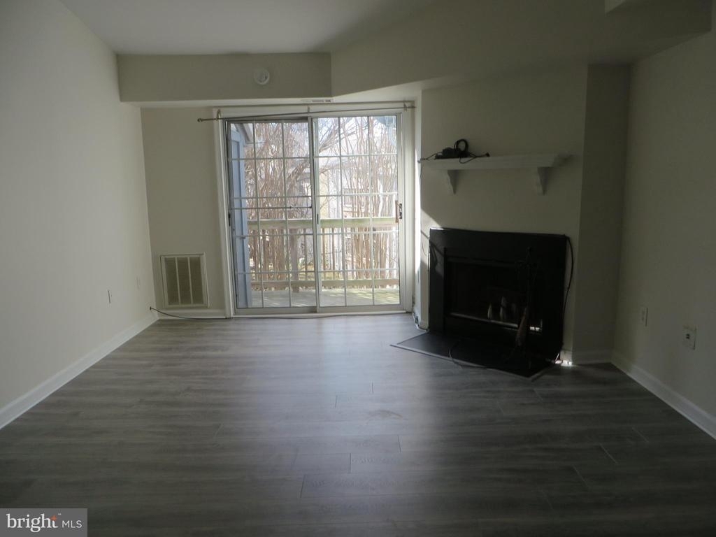 6908 Victoria Dr - Photo 2