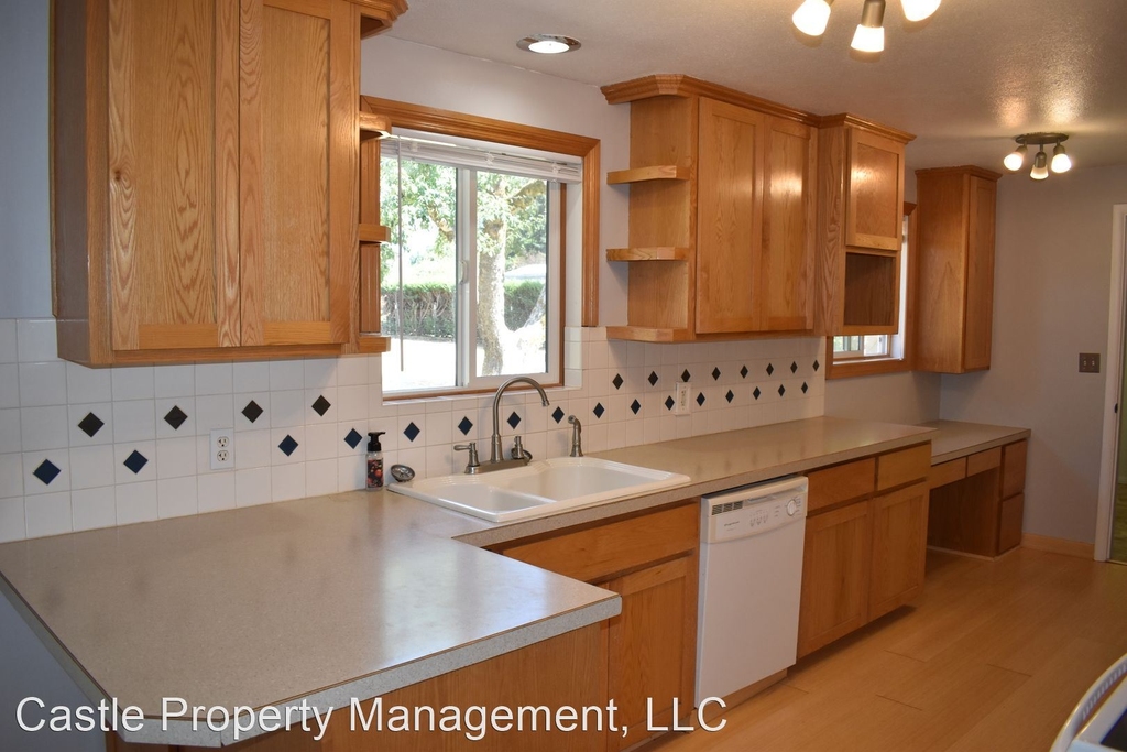 31811 Lawrence St. - Photo 19