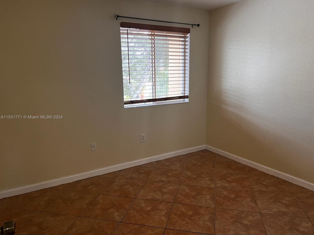 2612 Se 15th Pl - Photo 16