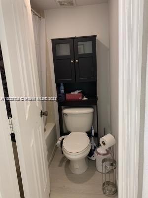 445 Sw 11th St - Photo 16