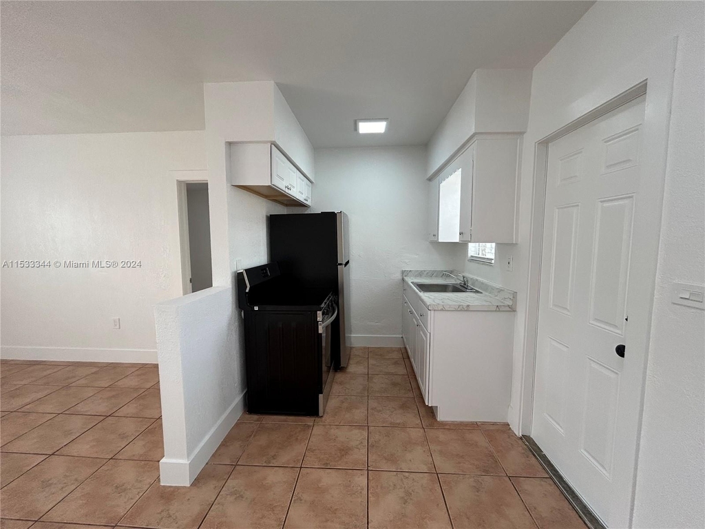 12416 Ne 12th Ct - Photo 4