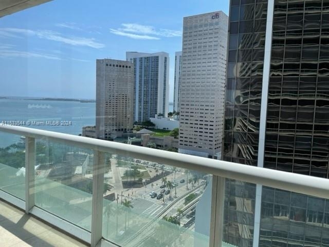 50 Biscayne Blvd - Photo 4