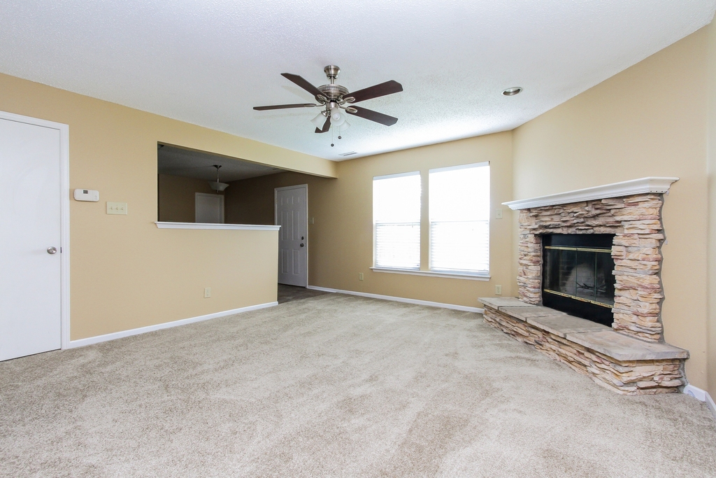 8135 S Cricket Lane - Photo 2