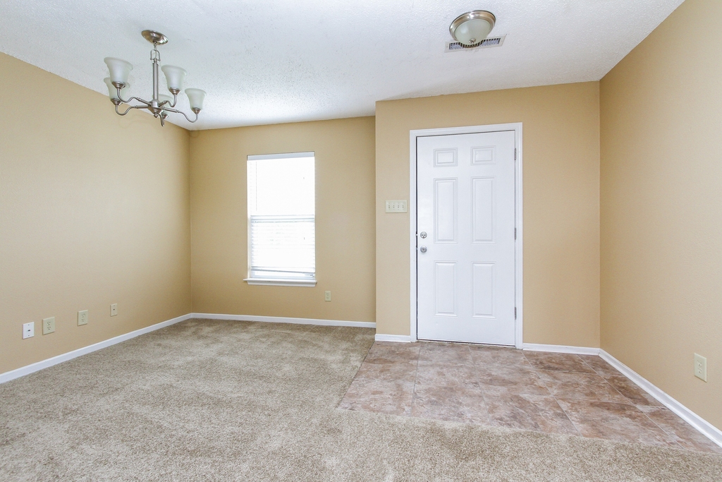 8135 S Cricket Lane - Photo 4