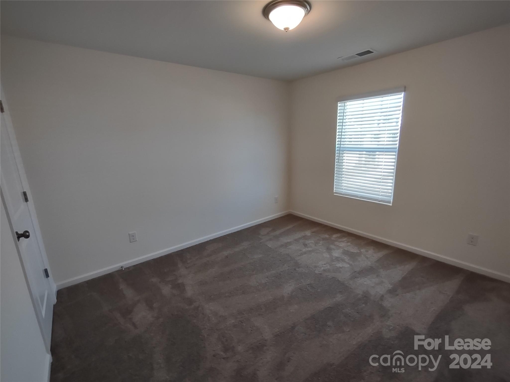 2781 Yeager Drive Nw - Photo 8