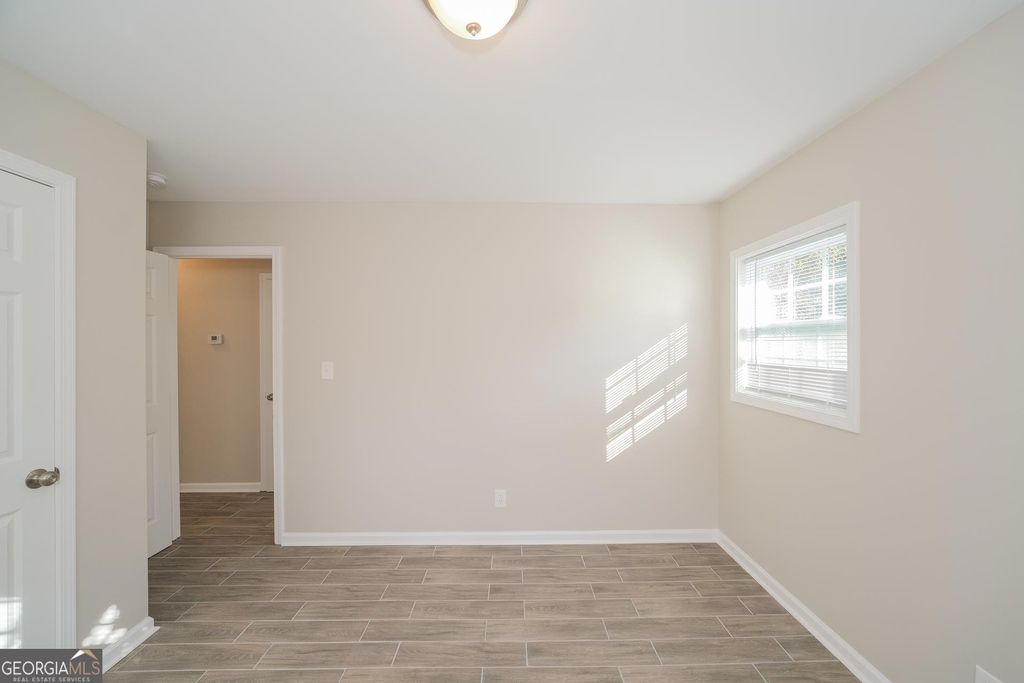 4302 Edinburgh Way - Photo 12