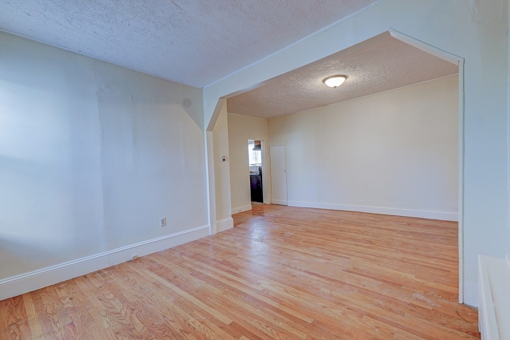 10-12 Metropolatain Ave - Photo 2