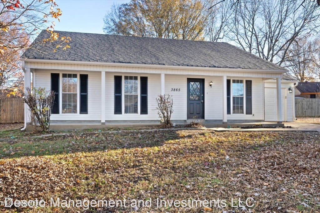 Shadow Oaks Parkway3865 3865 Shadow Oaks Parkway - Photo 0