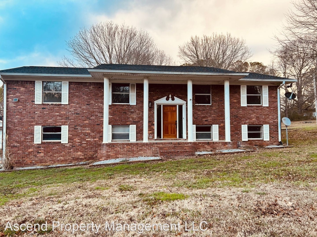 370 Julian Rd - Photo 0