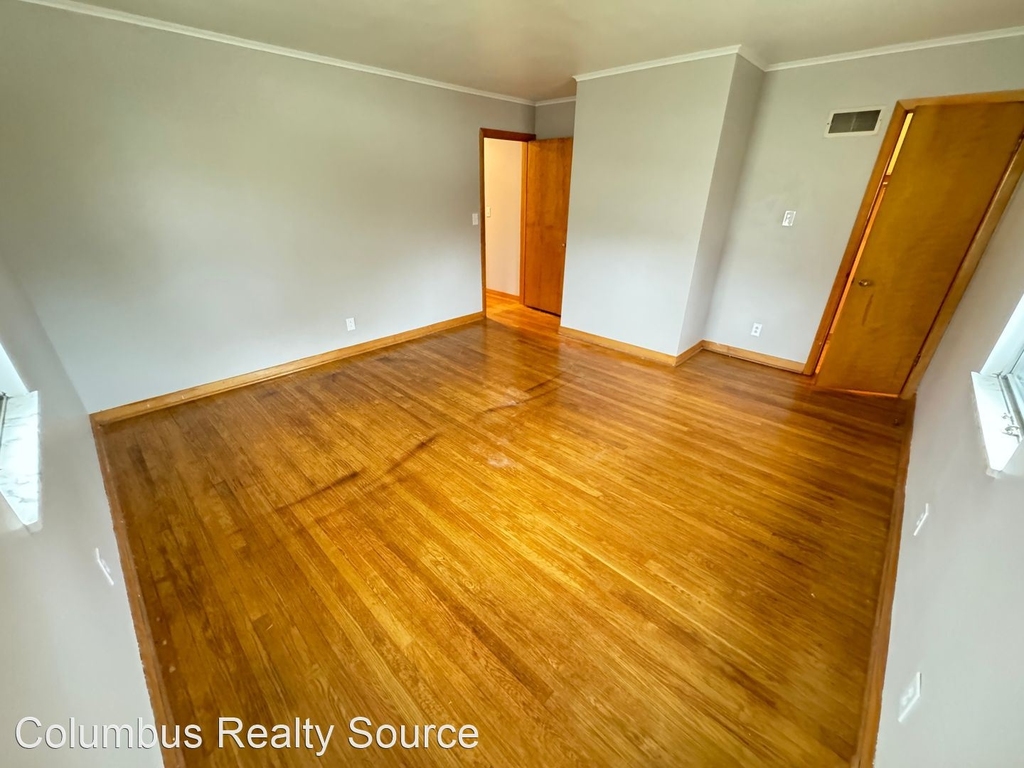 2770 Tremont Road - Photo 5