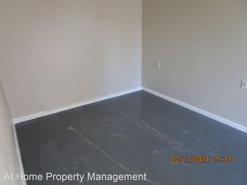 413 Texas St - Photo 3