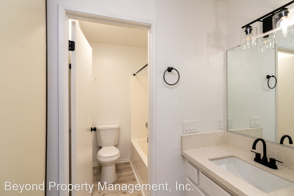 10333 Azuaga St. #236 - Photo 11