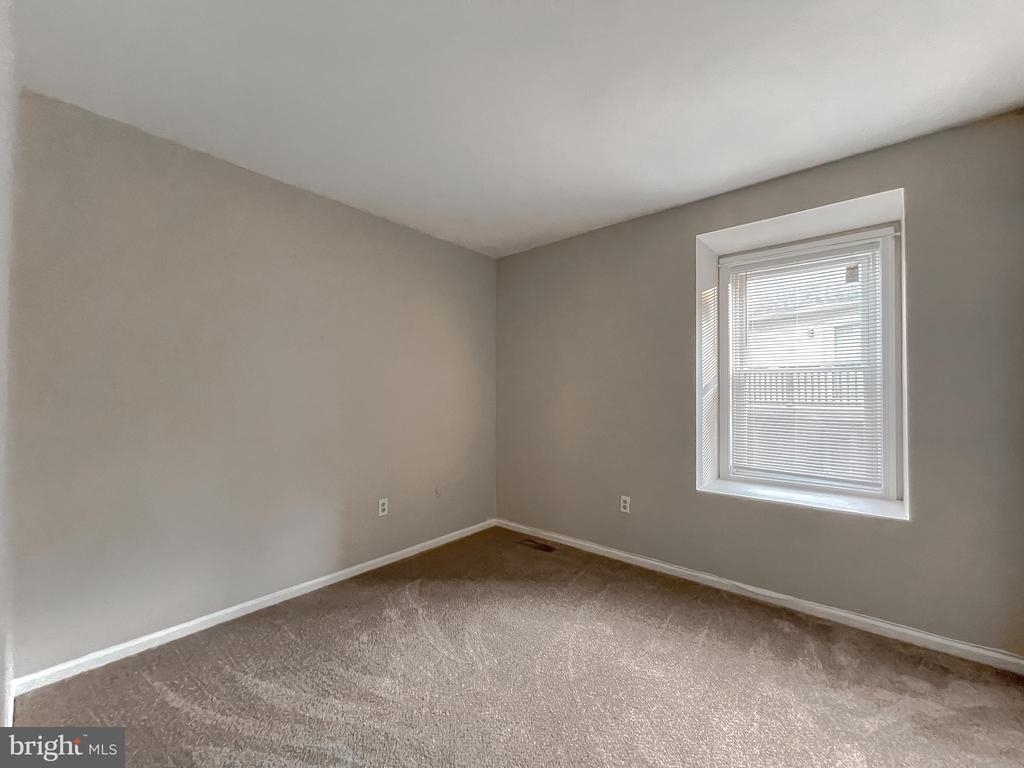 4704-b Rookewood Pl - Photo 19