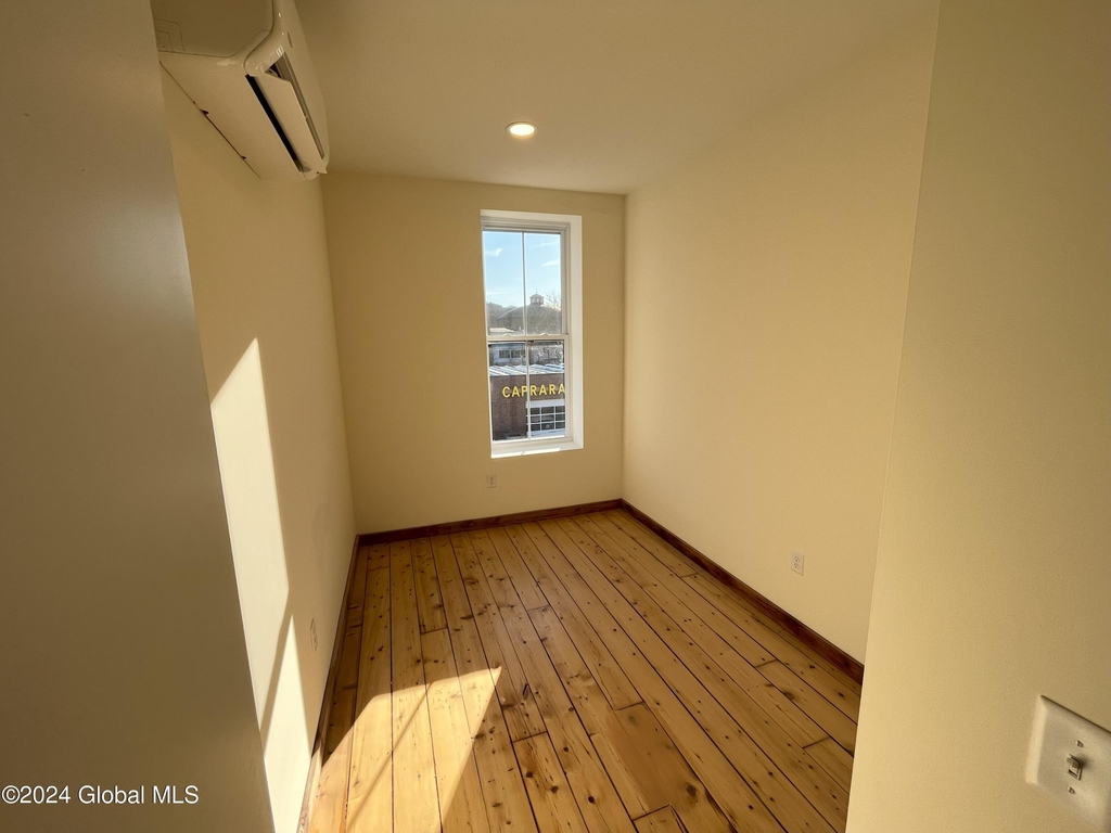 257 3rd Street - Photo 3