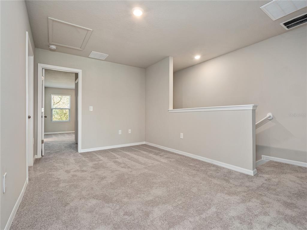 658 Legacy Loop - Photo 14