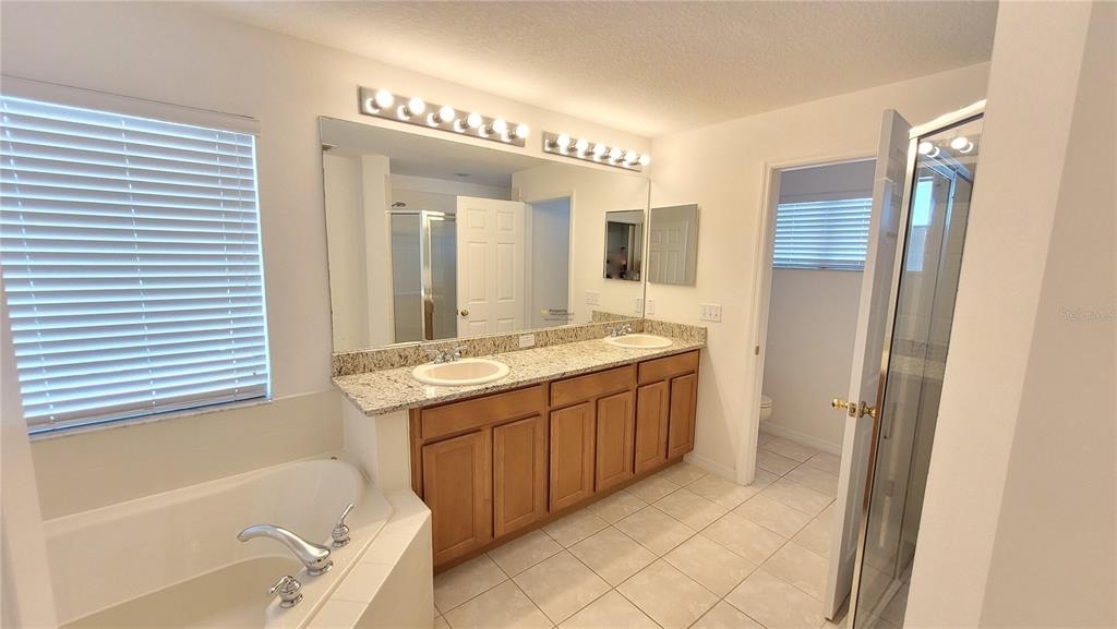 1002 Travertine Terrace - Photo 11