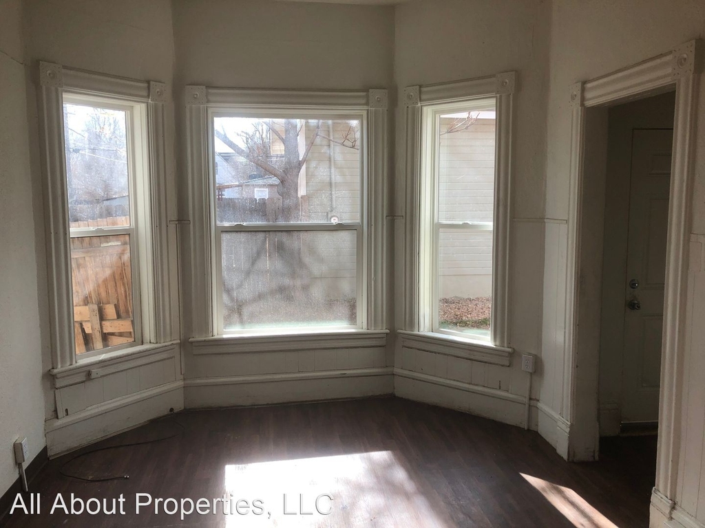 604 13th Ave - Photo 1