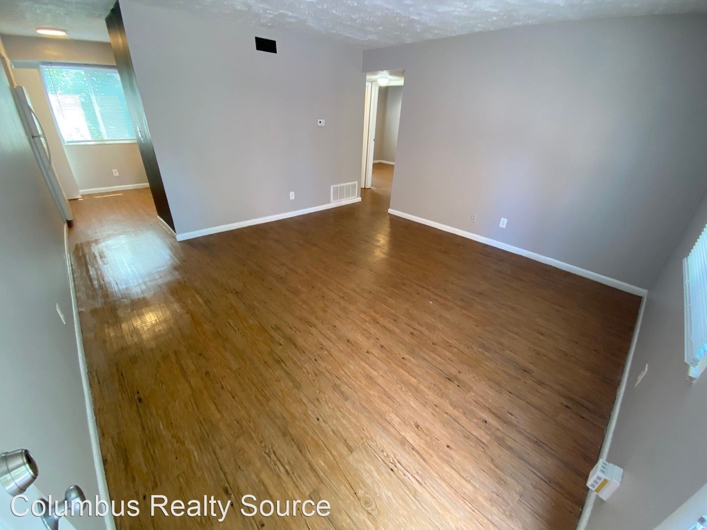 451 Alden Ave - Photo 1