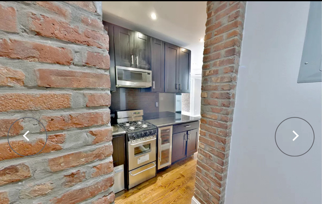 334 East 100th Street - Photo 2