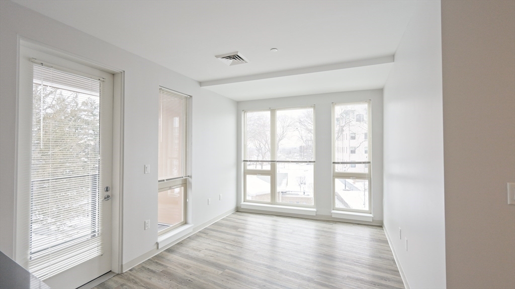 161 Washington St - Photo 1