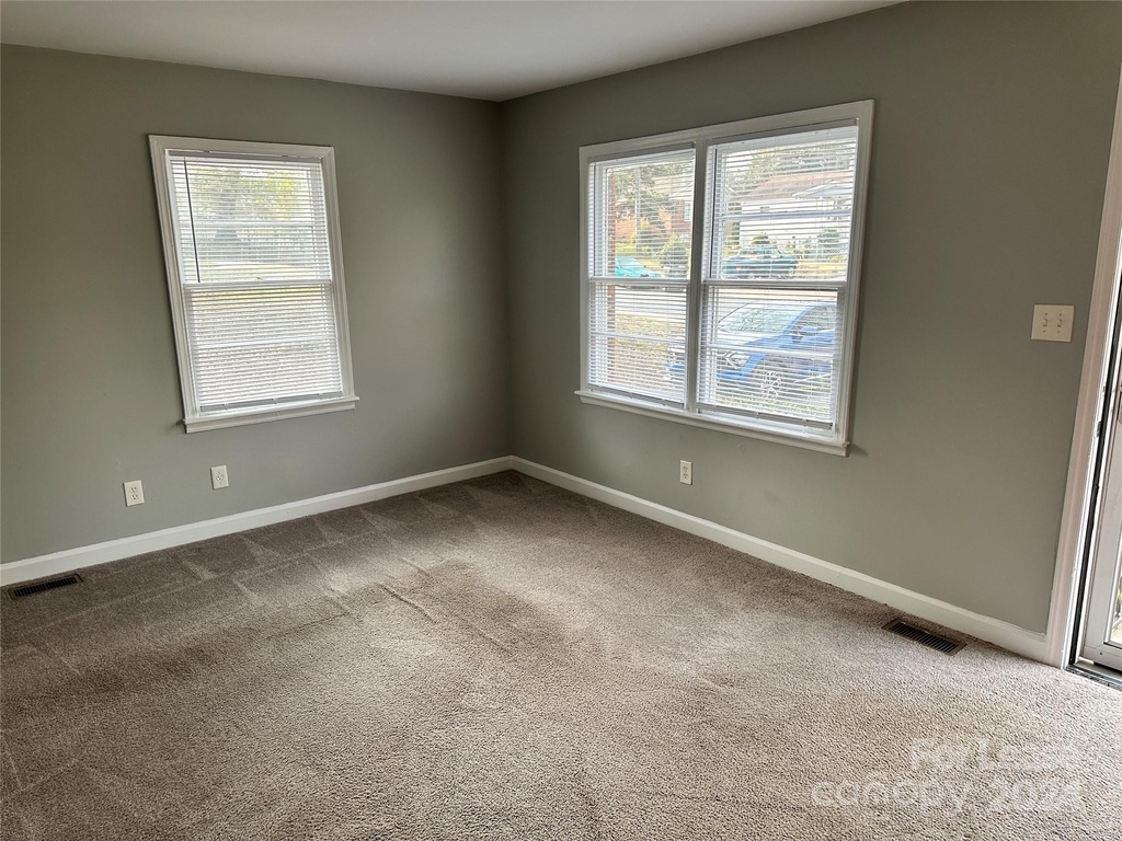 3942 Tillman Road - Photo 2