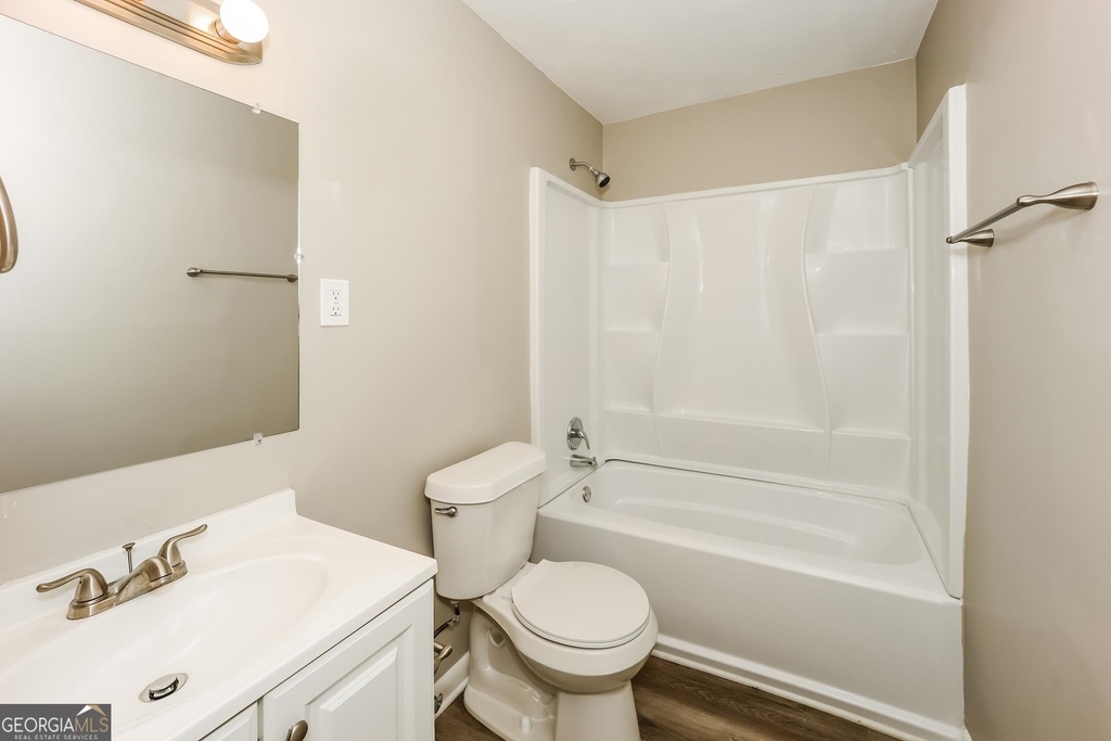 8772 Homewood Court - Photo 11