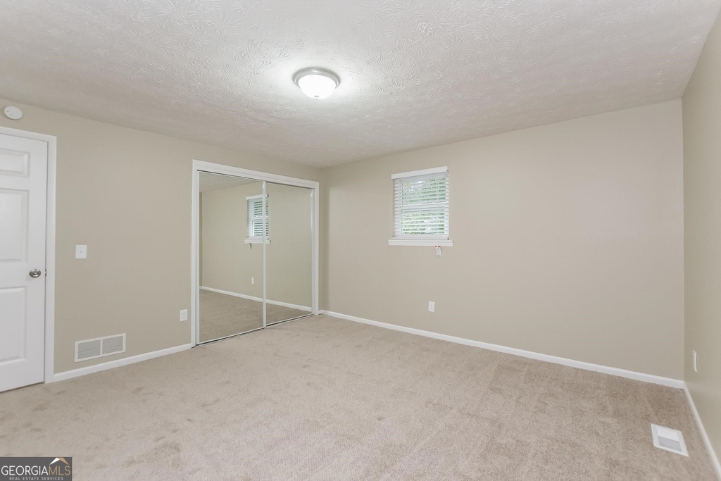 3881 Sugar Creek Drive - Photo 7