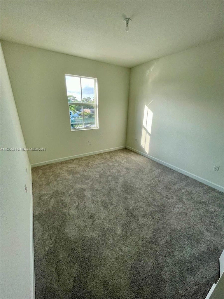 29240 Sw 162 Ct - Photo 7