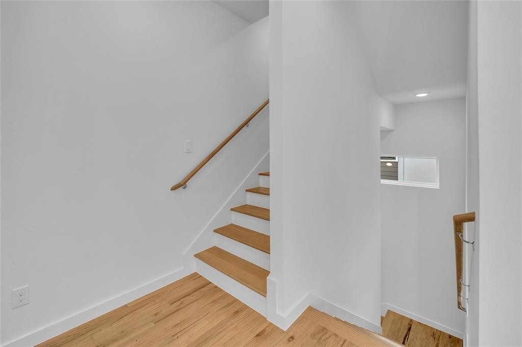 2314 N Carroll - Photo 10