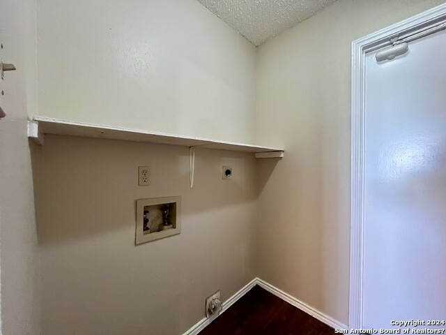 8466 Maple Ridge Dr - Photo 23