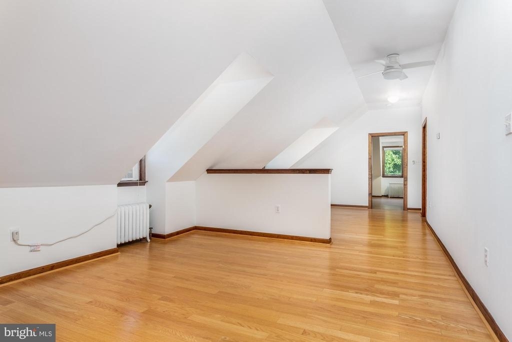 601 Rector St - Photo 8
