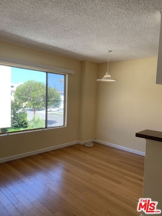 12300 Pacific Ave - Photo 4