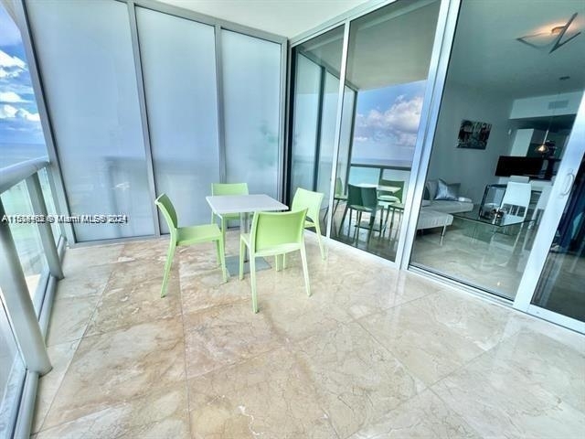17121 Collins Ave - Photo 6