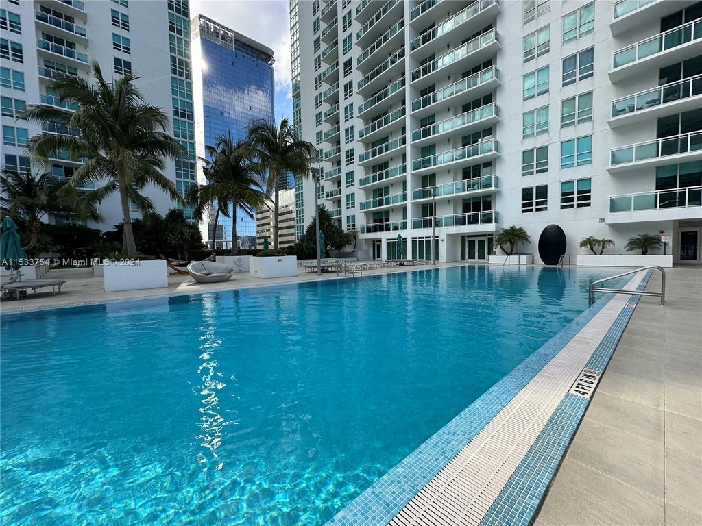 950 Brickell Bay Dr - Photo 12