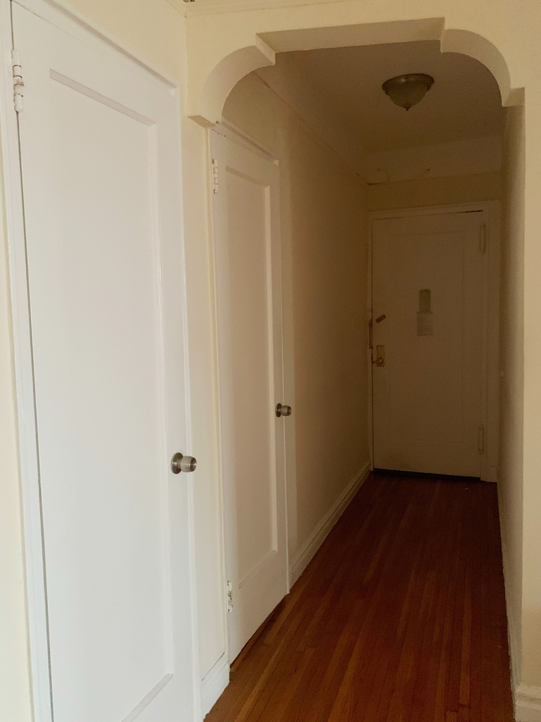 Prime Crown Heights - Photo 19