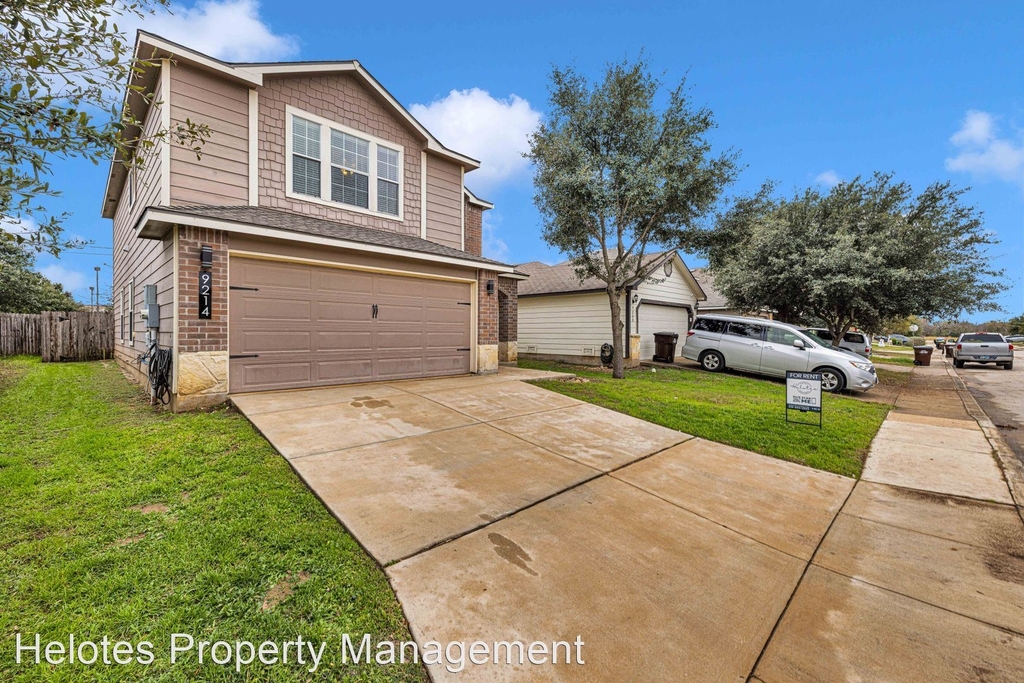 9214 Silver Vista - Photo 3