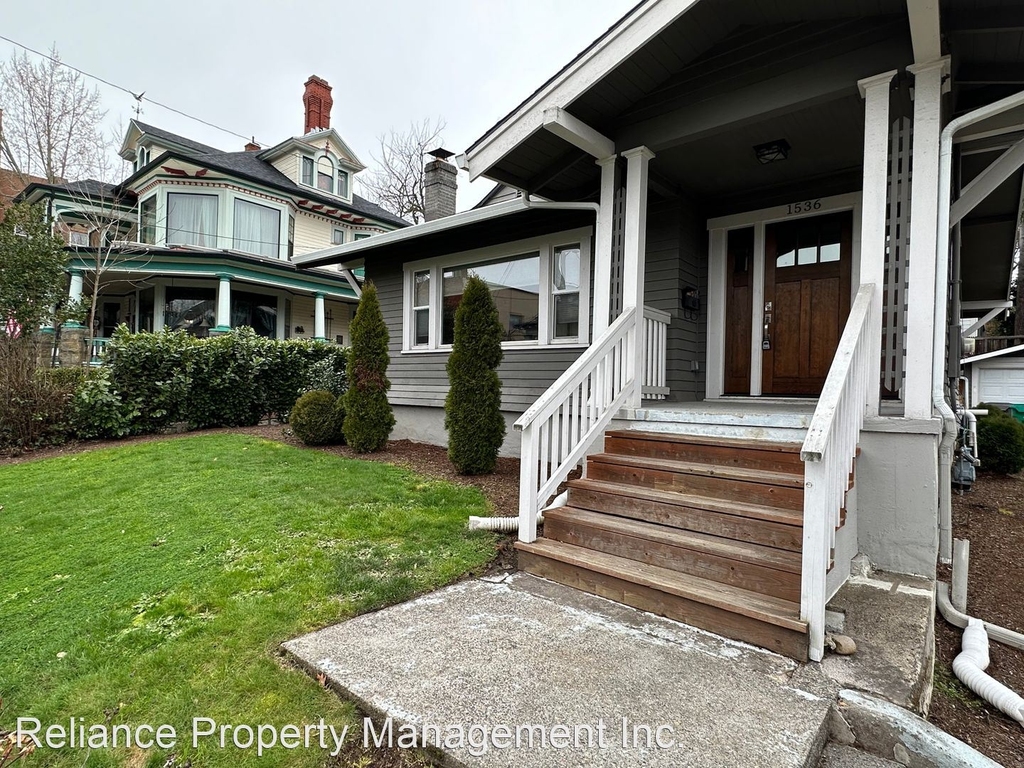 1536 Se 21st Avenue - Photo 2