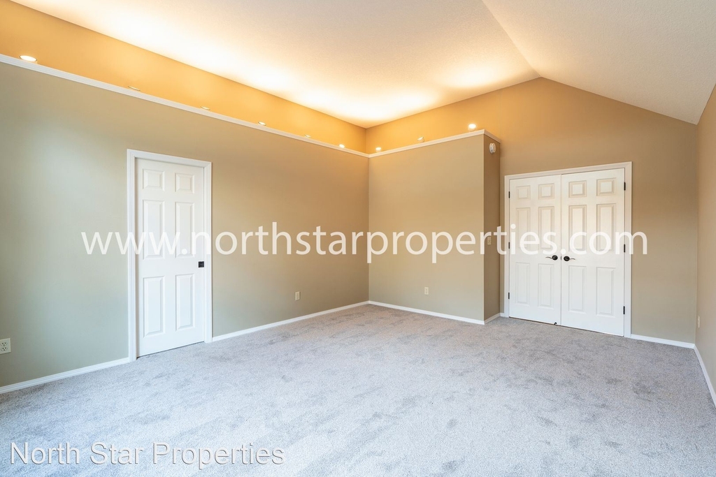 9010 Sw 9th - Photo 18