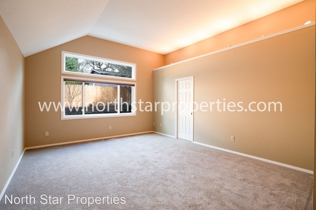 9010 Sw 9th - Photo 17