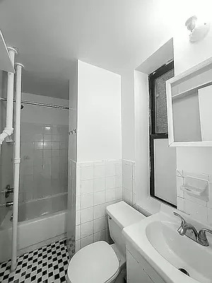 539 West 49th Street - Photo 5