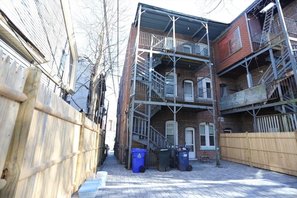 7 Forbes St - Photo 14