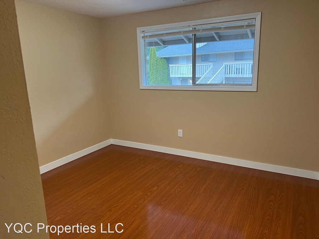 8225 Ne St Johns Rd - Photo 11