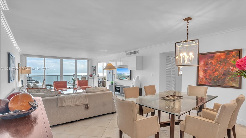 3140 S Ocean Dr (avail 5/1-11/15) - Photo 2