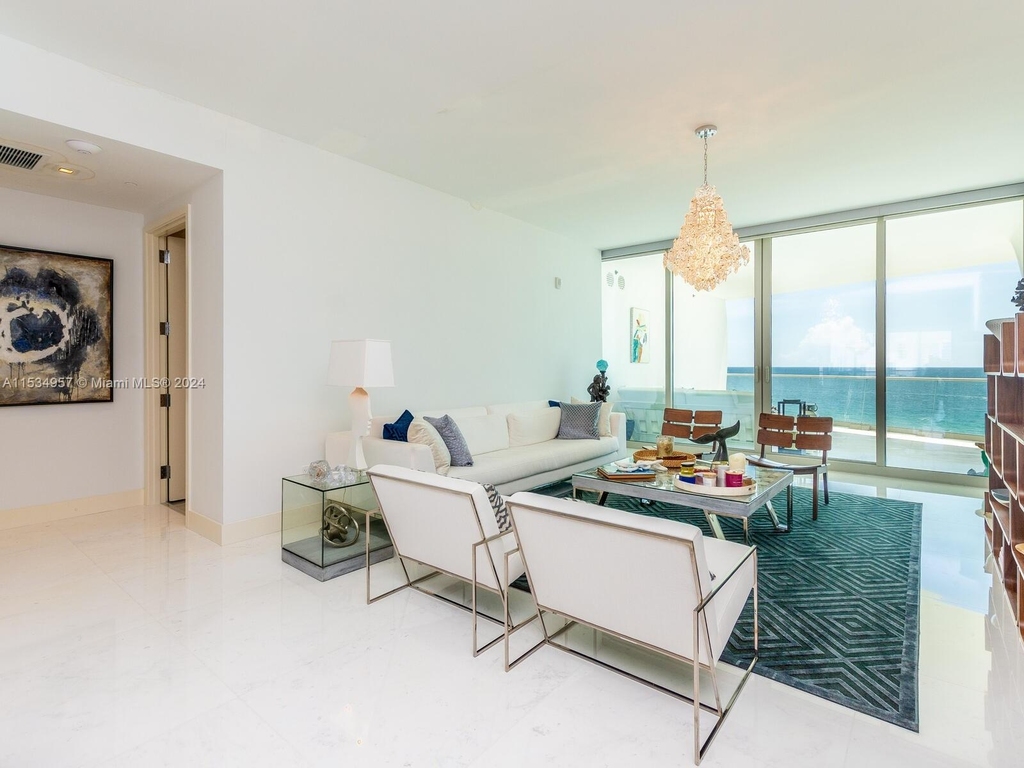 16901 Collins Ave - Photo 8