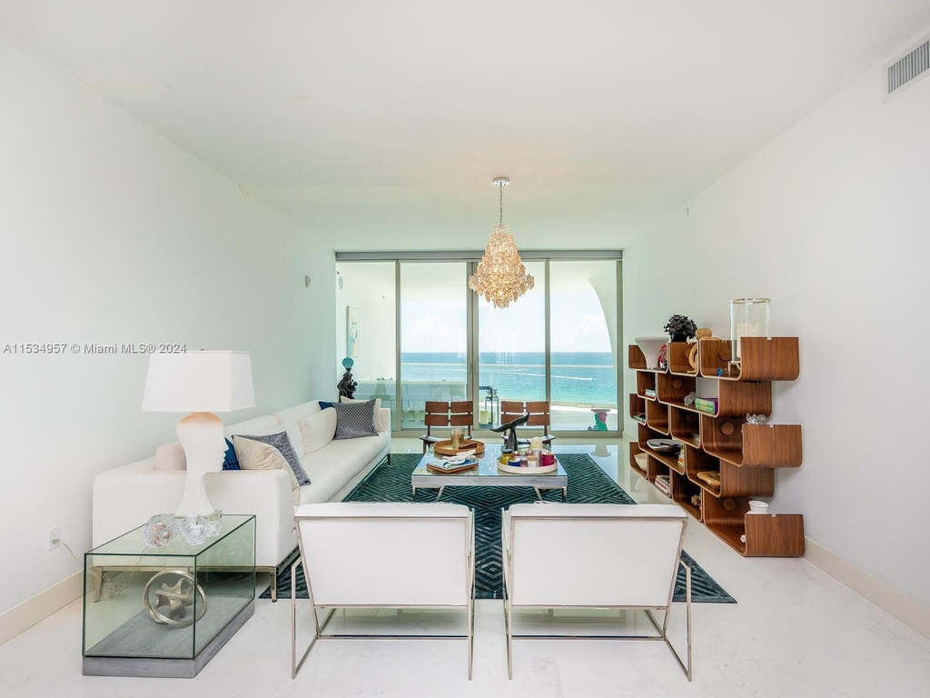 16901 Collins Ave - Photo 6