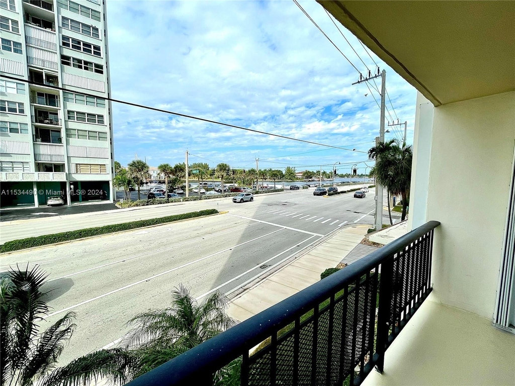 1501 S Ocean Dr - Photo 8